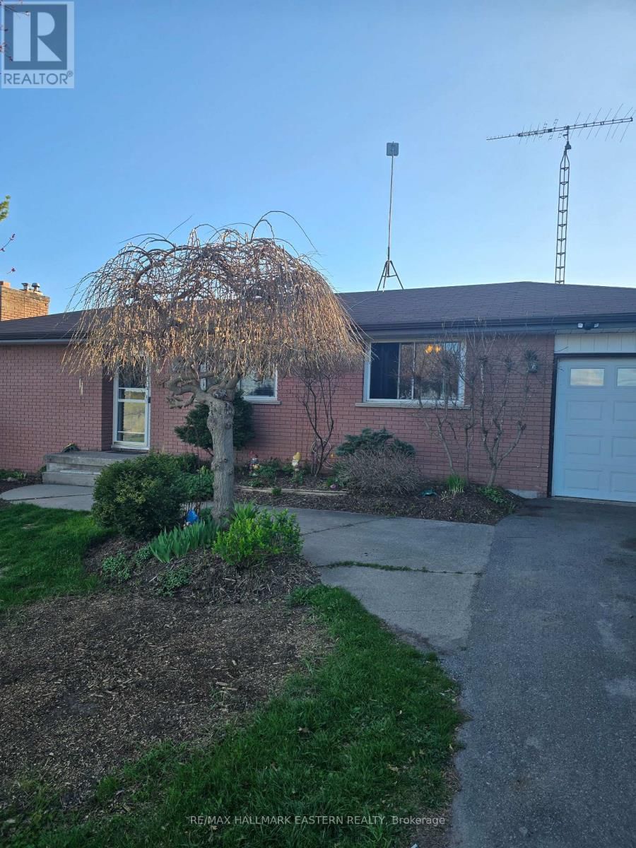 352 PEREGRINE ROAD Image 1