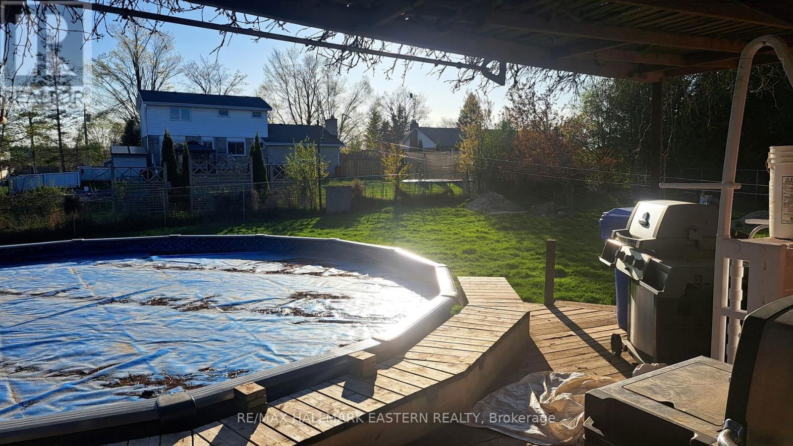 352 PEREGRINE ROAD Image 23