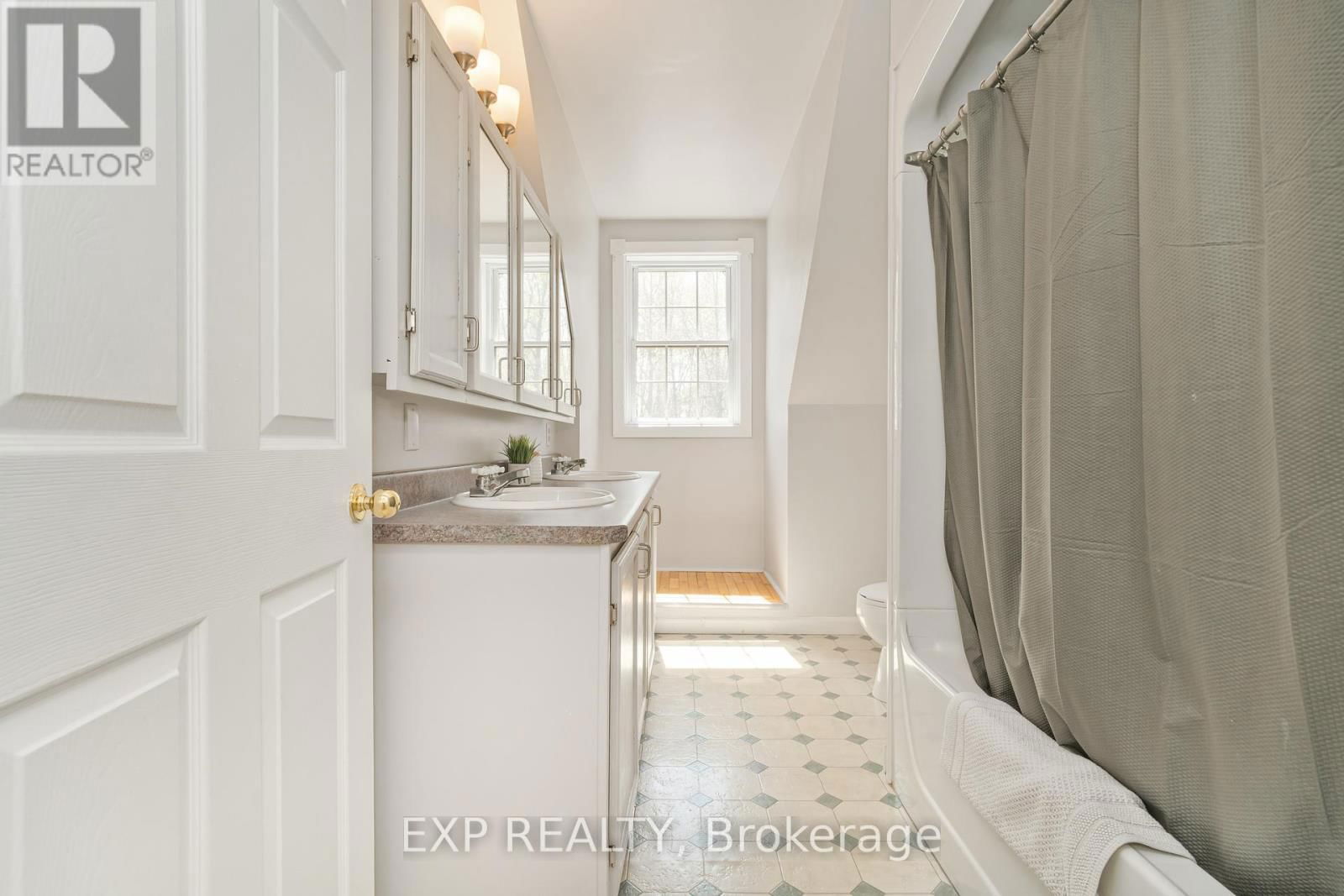9407 BRANCH ROAD Image 20