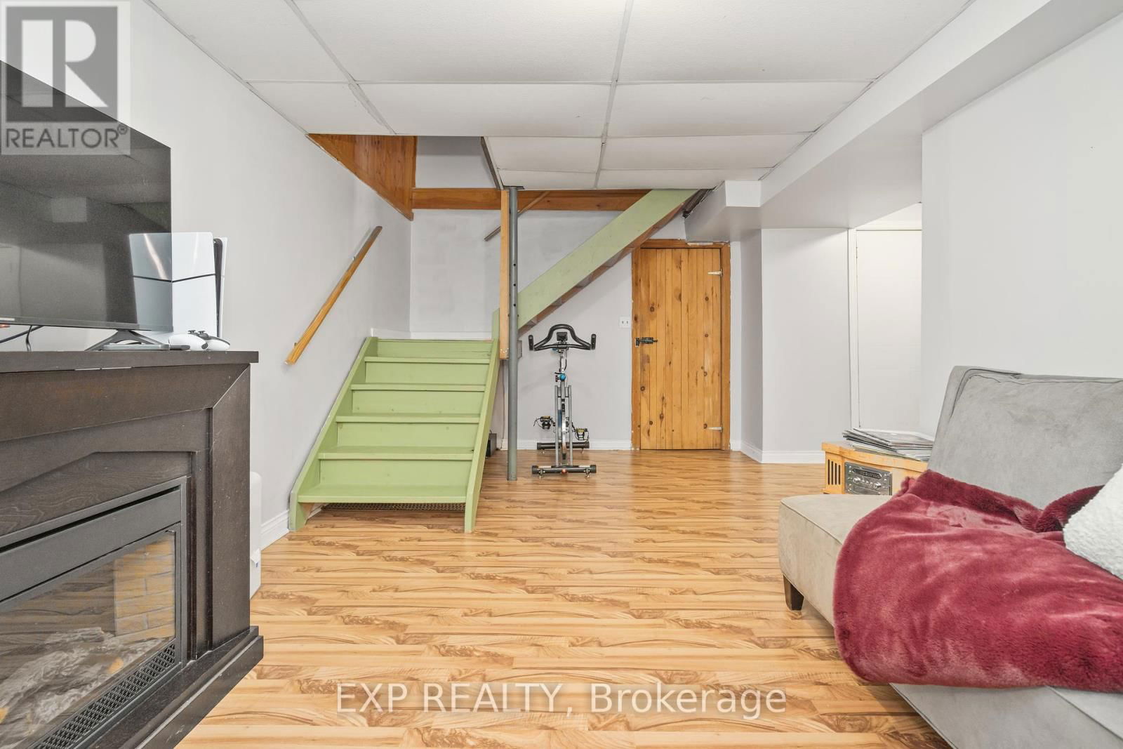 9407 BRANCH ROAD Image 22