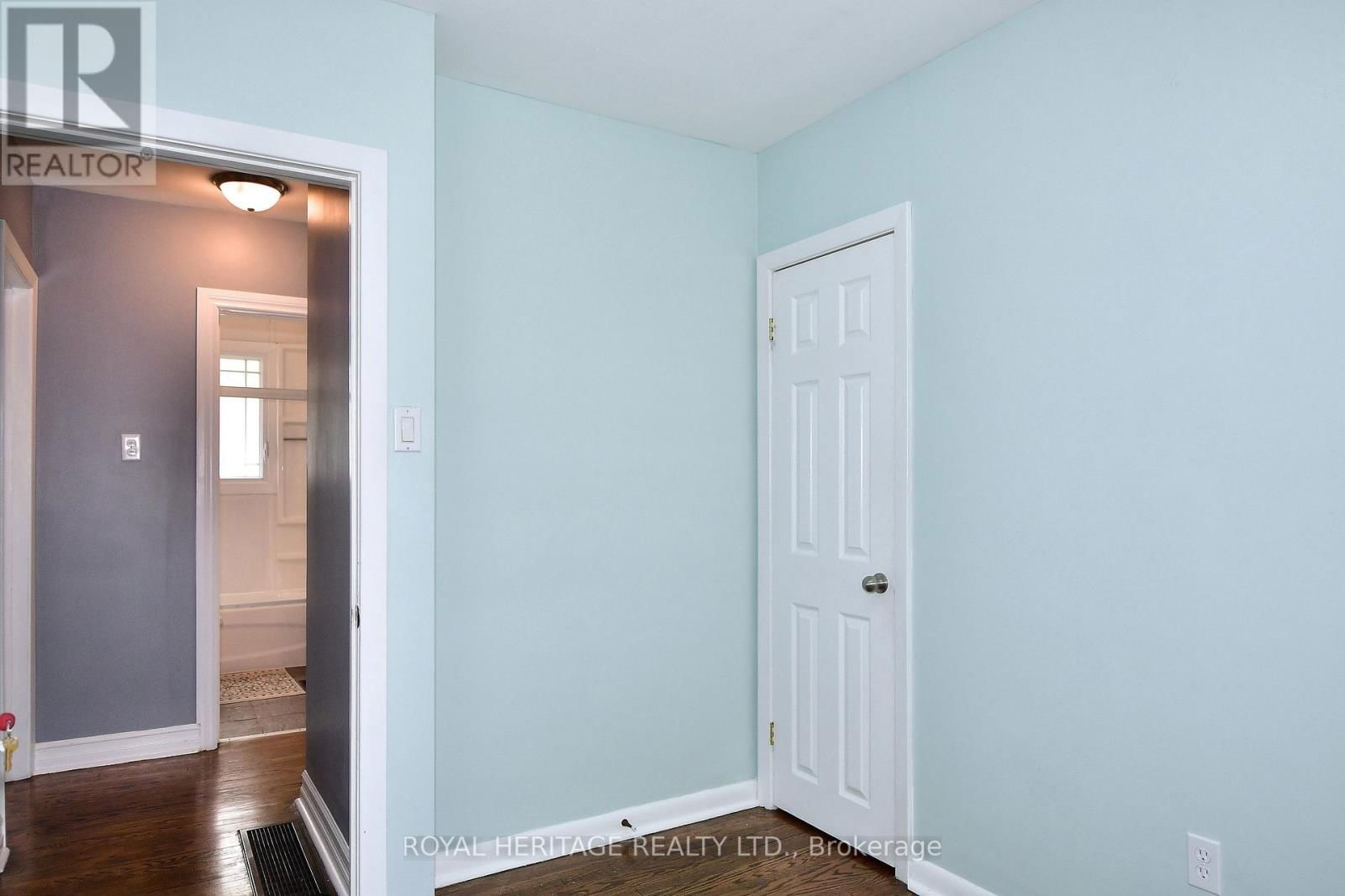 819 BROOKDALE CRESCENT Image 15