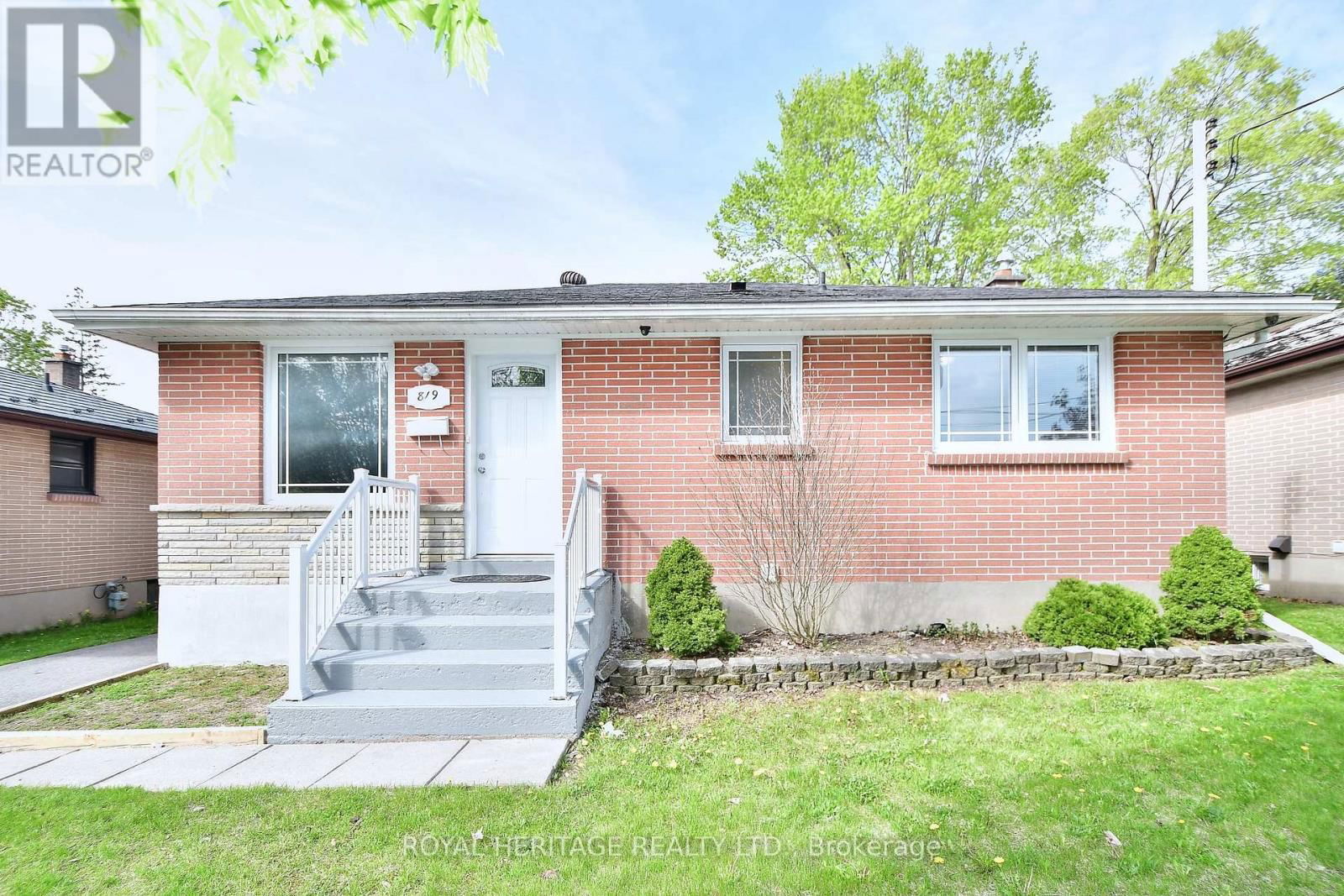 819 BROOKDALE CRESCENT Image 3