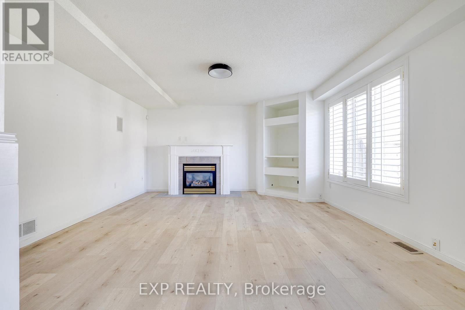 39 BOSWORTH STREET Image 10