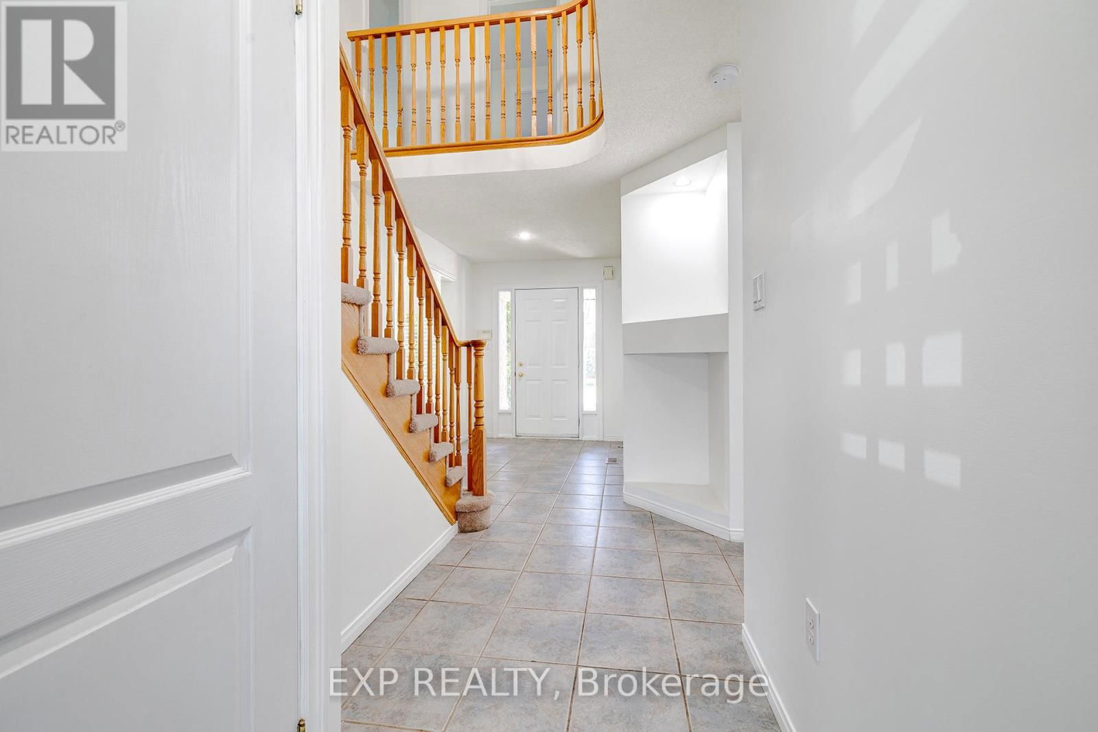 39 BOSWORTH STREET Image 11