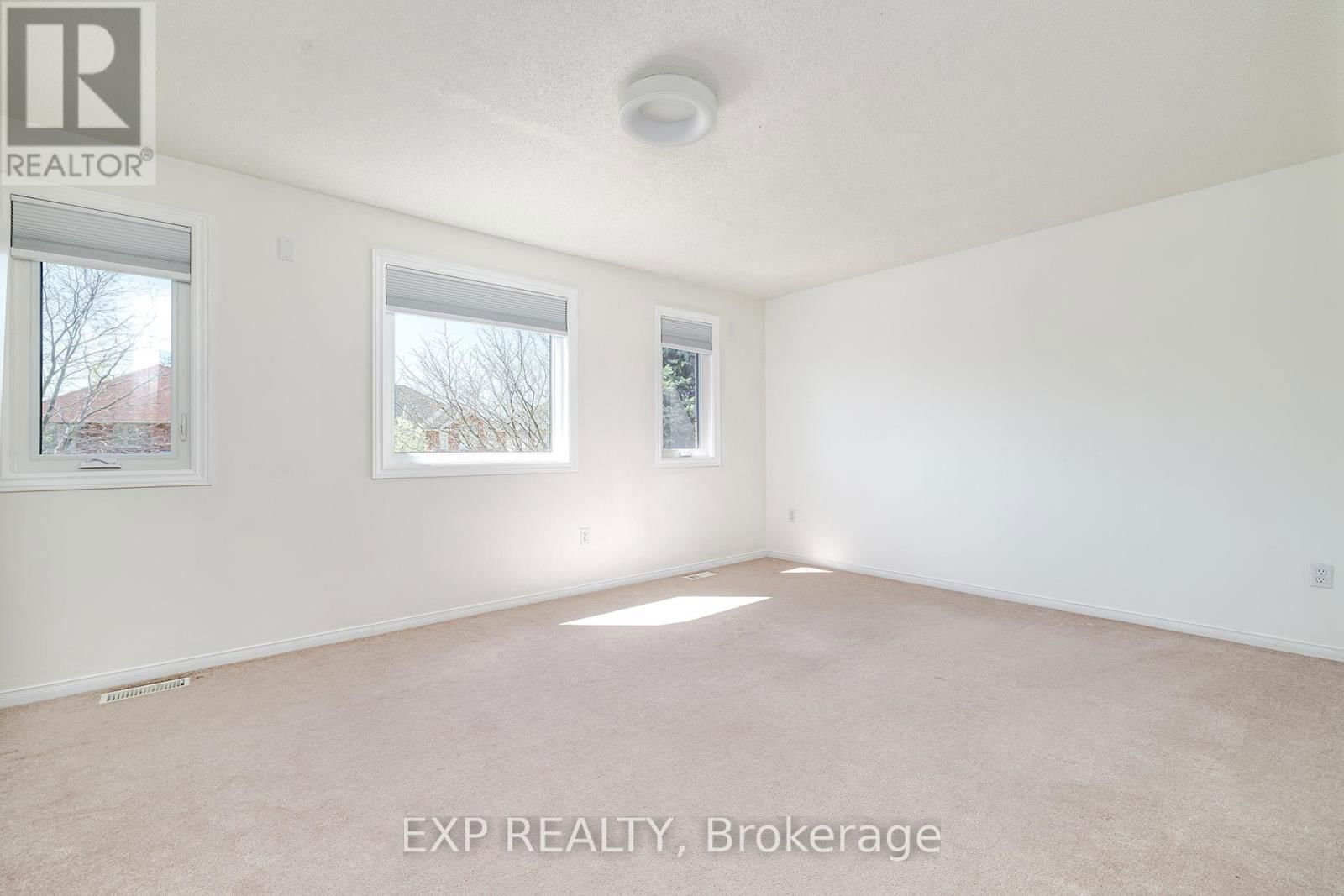 39 BOSWORTH STREET Image 19