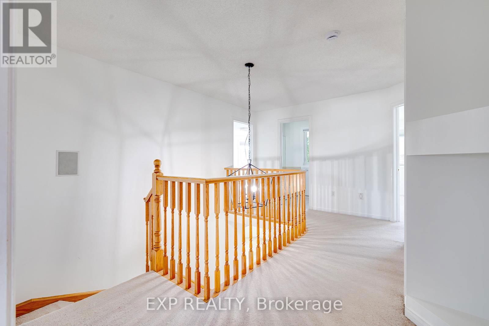 39 BOSWORTH STREET Image 23