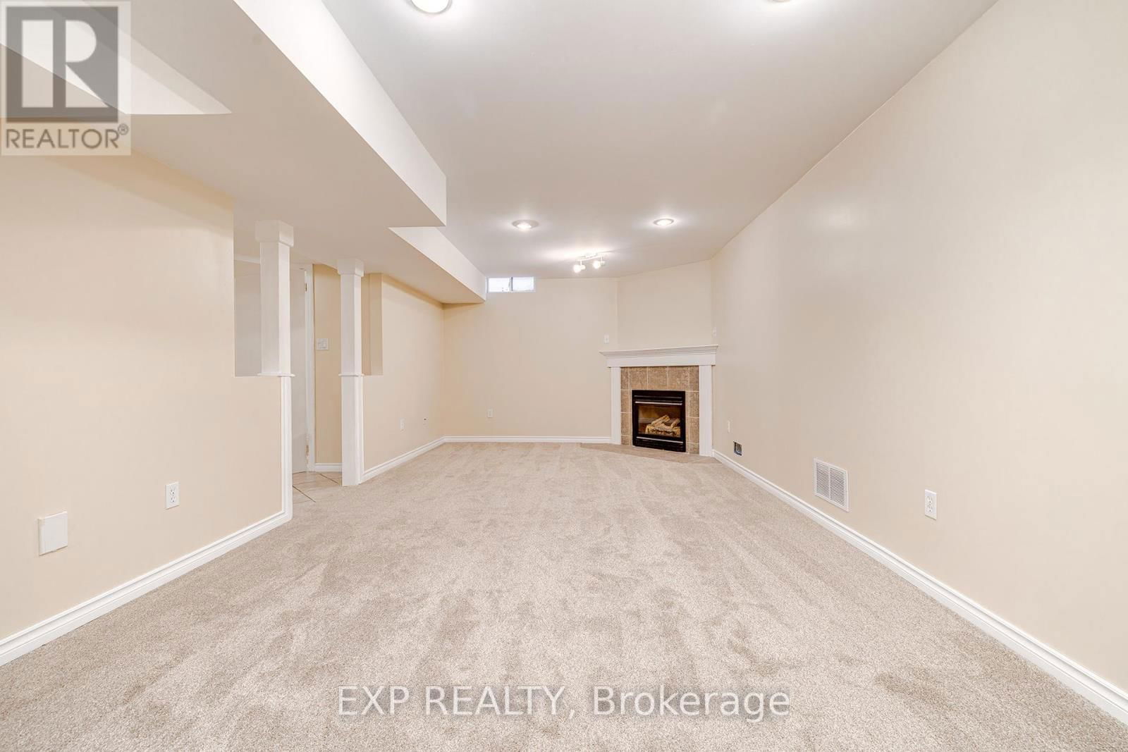 39 BOSWORTH STREET Image 27