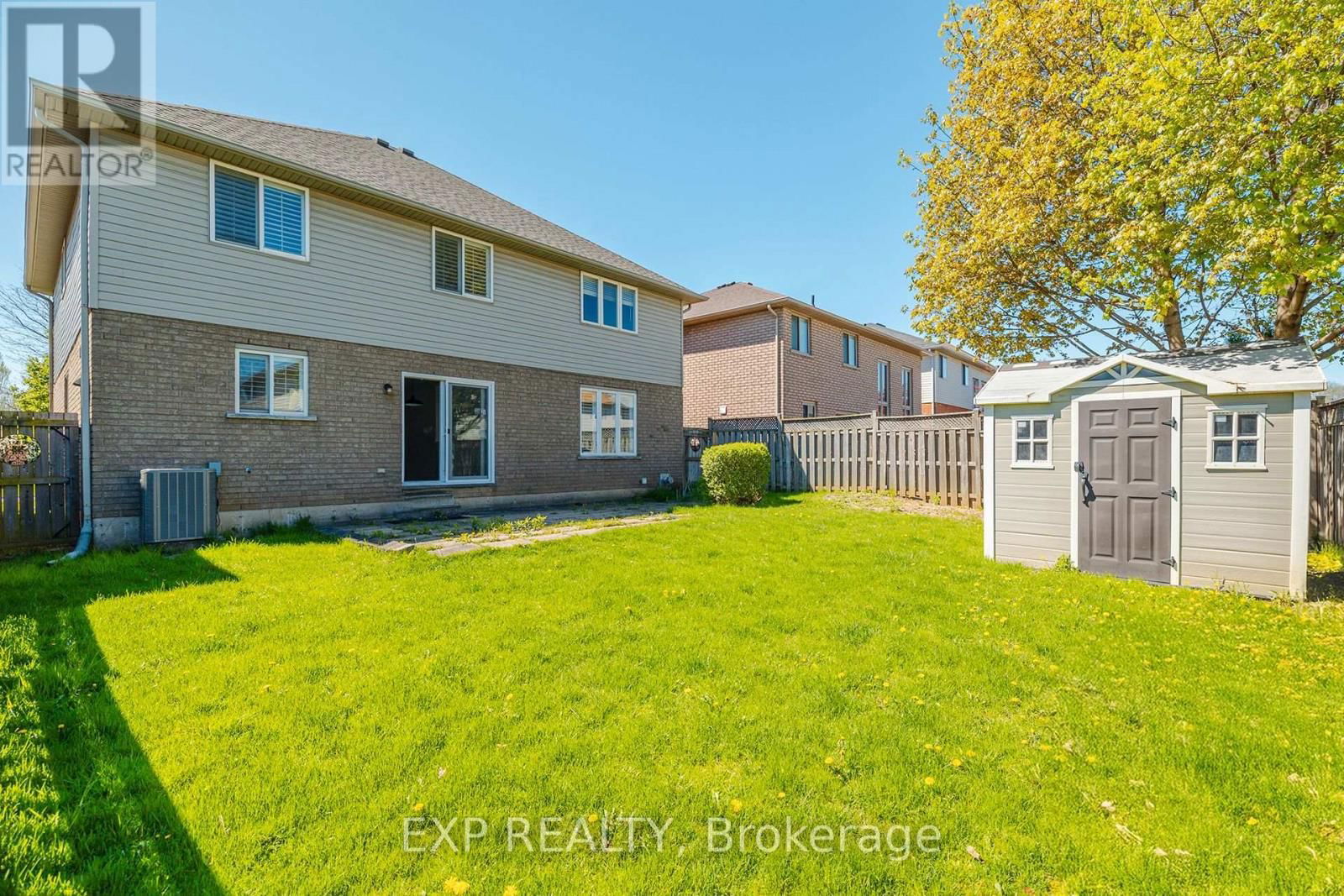39 BOSWORTH STREET Image 32