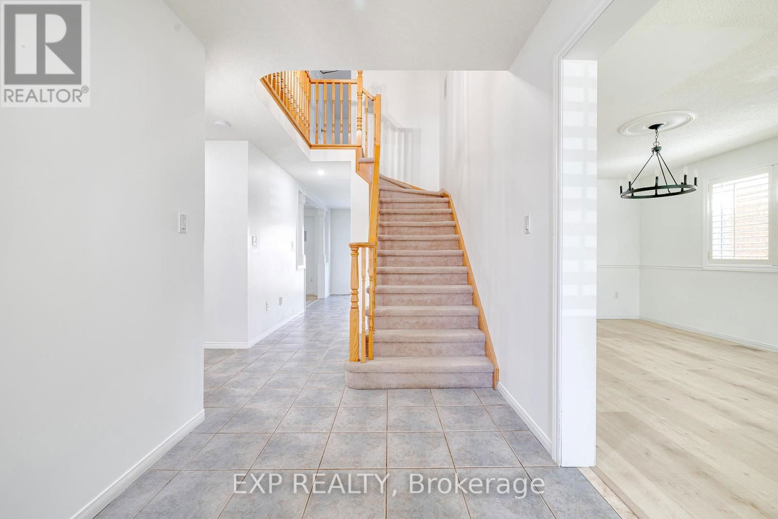 39 BOSWORTH STREET Image 4