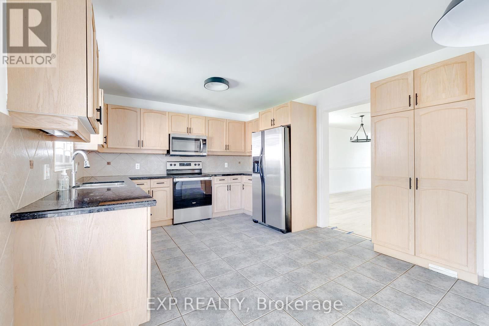 39 BOSWORTH STREET Image 7