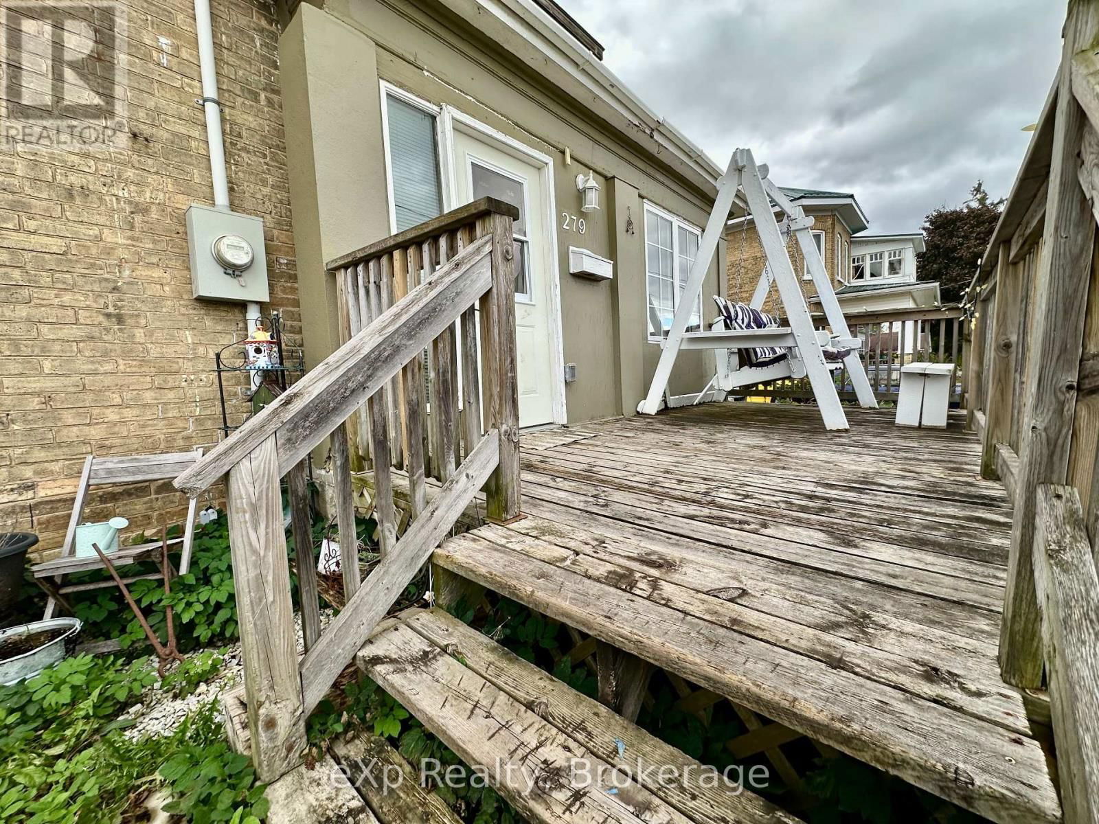 279 1ST AVE AVENUE SOUTH Image 3