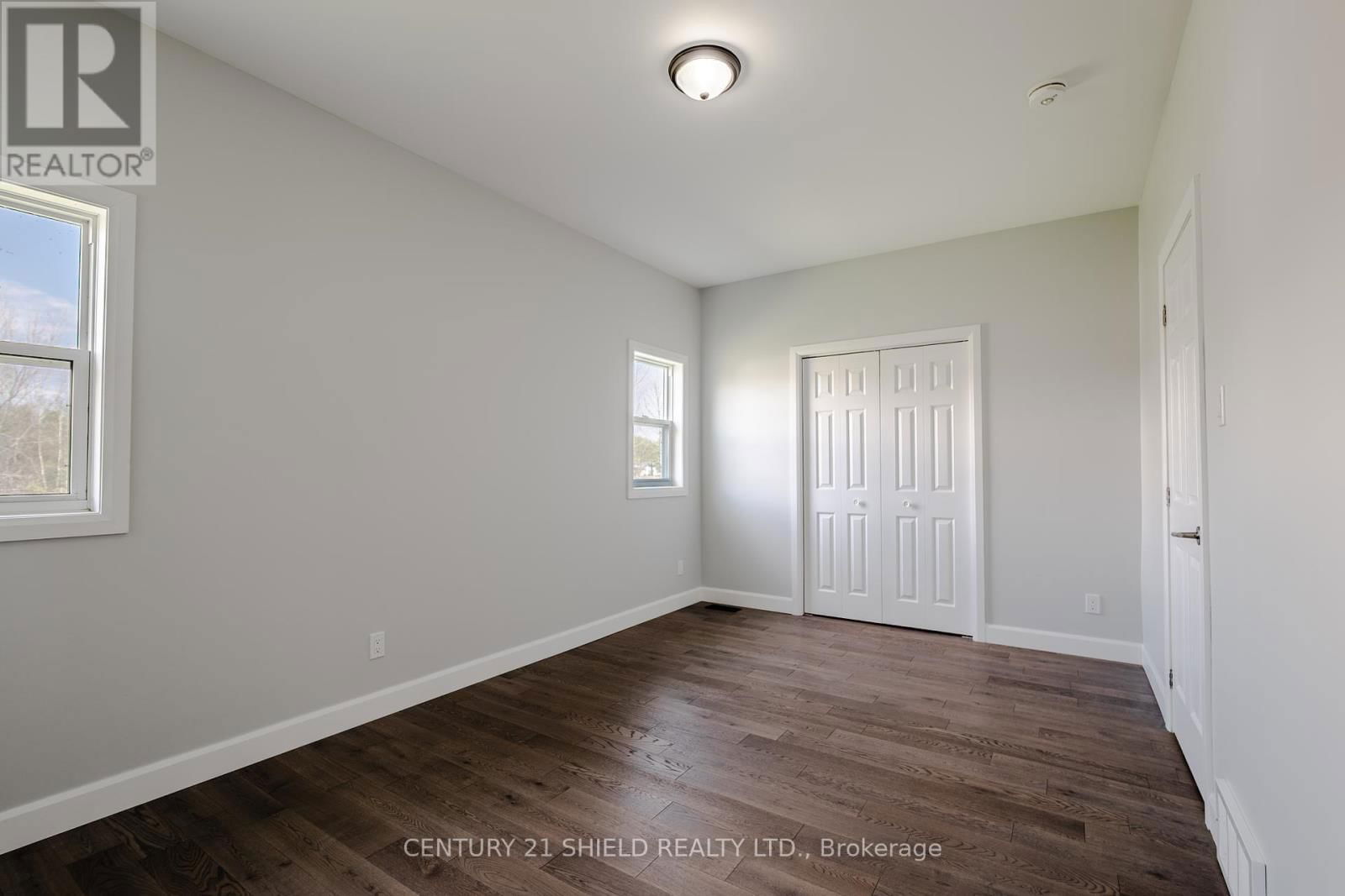 MONUMENT WAY Image 19