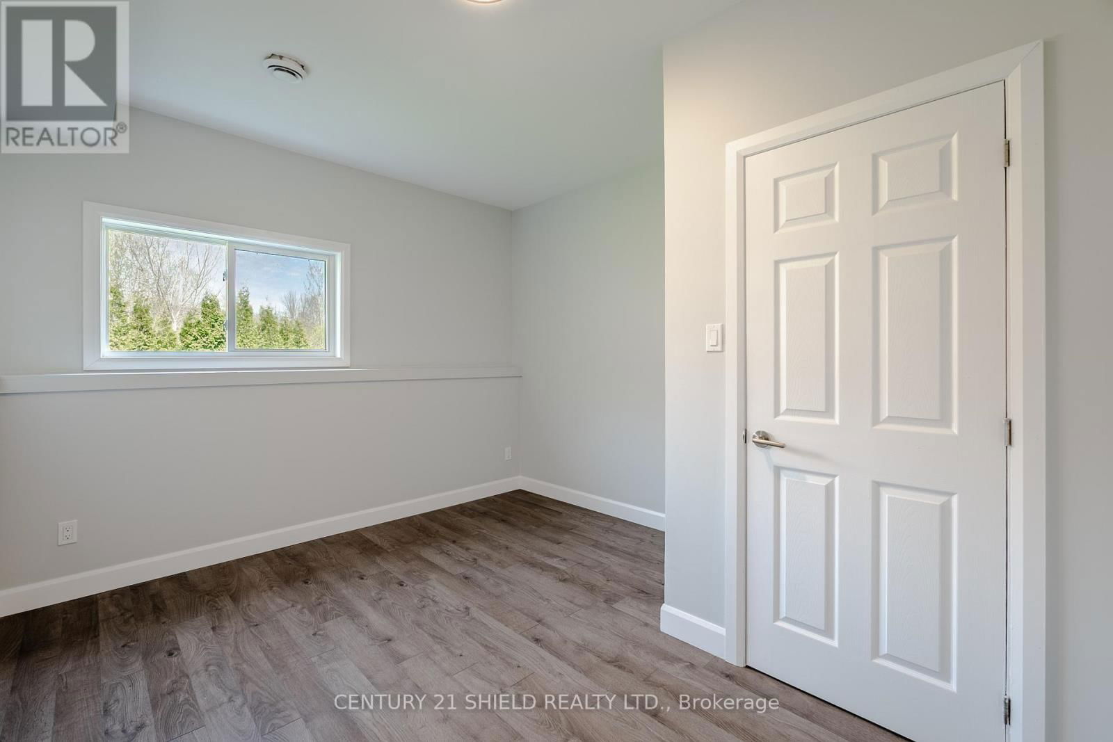 MONUMENT WAY Image 35
