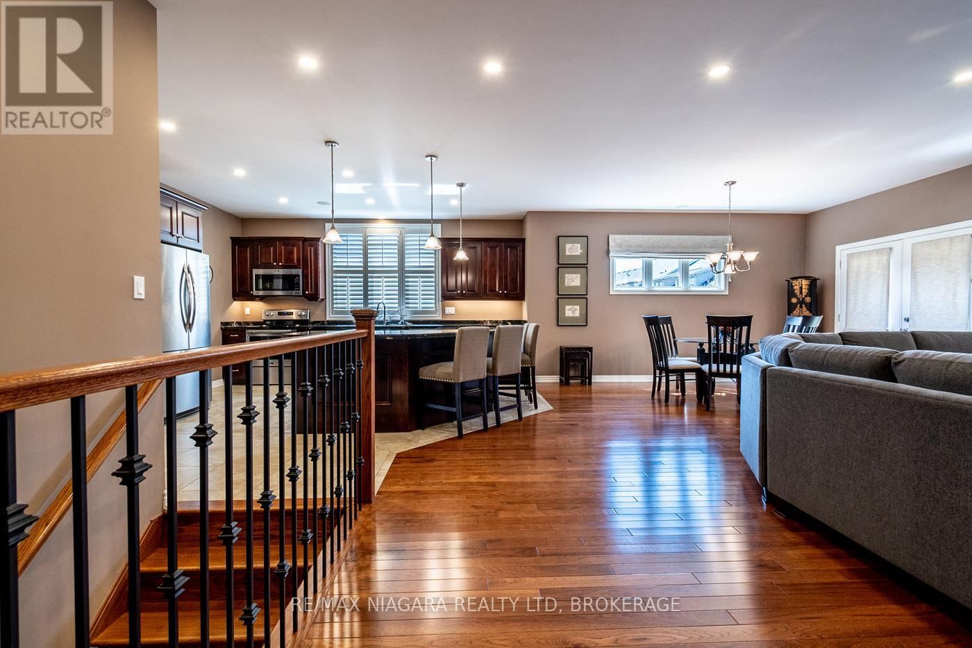 23 GORING WAY Image 16
