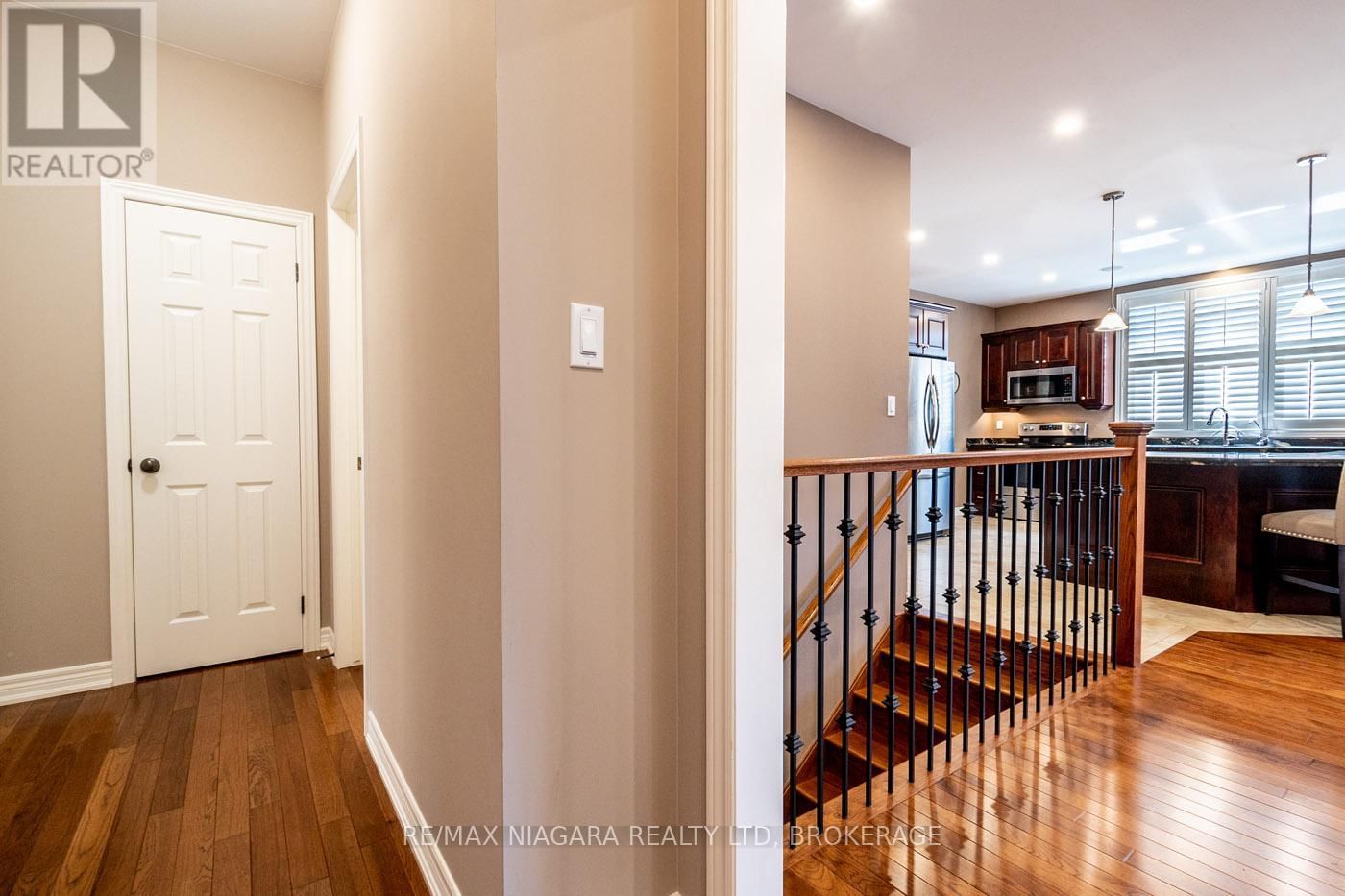 23 GORING WAY Image 25