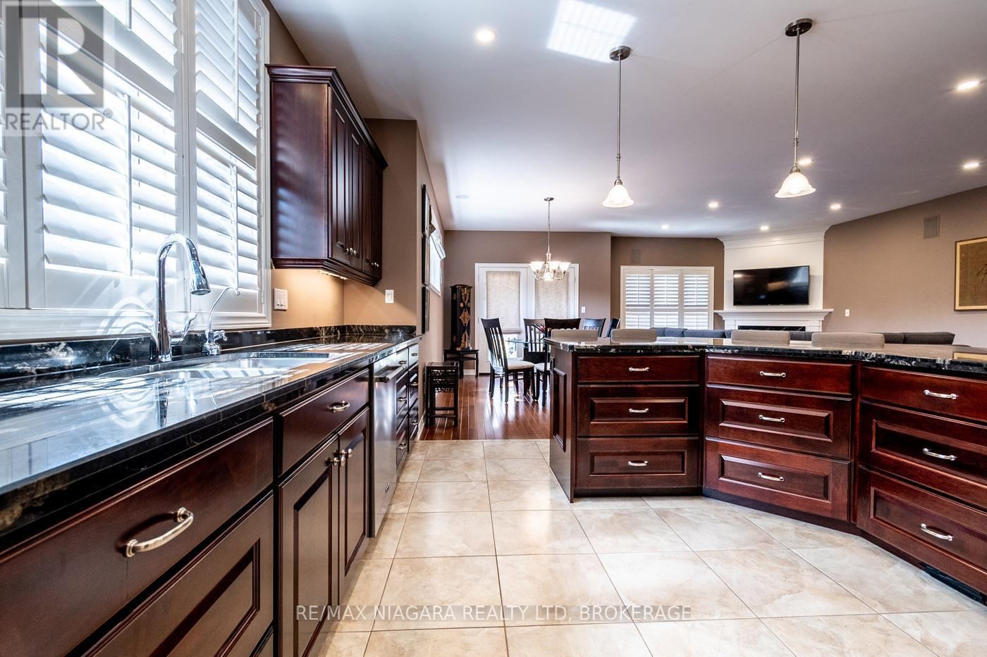 23 GORING WAY Image 6