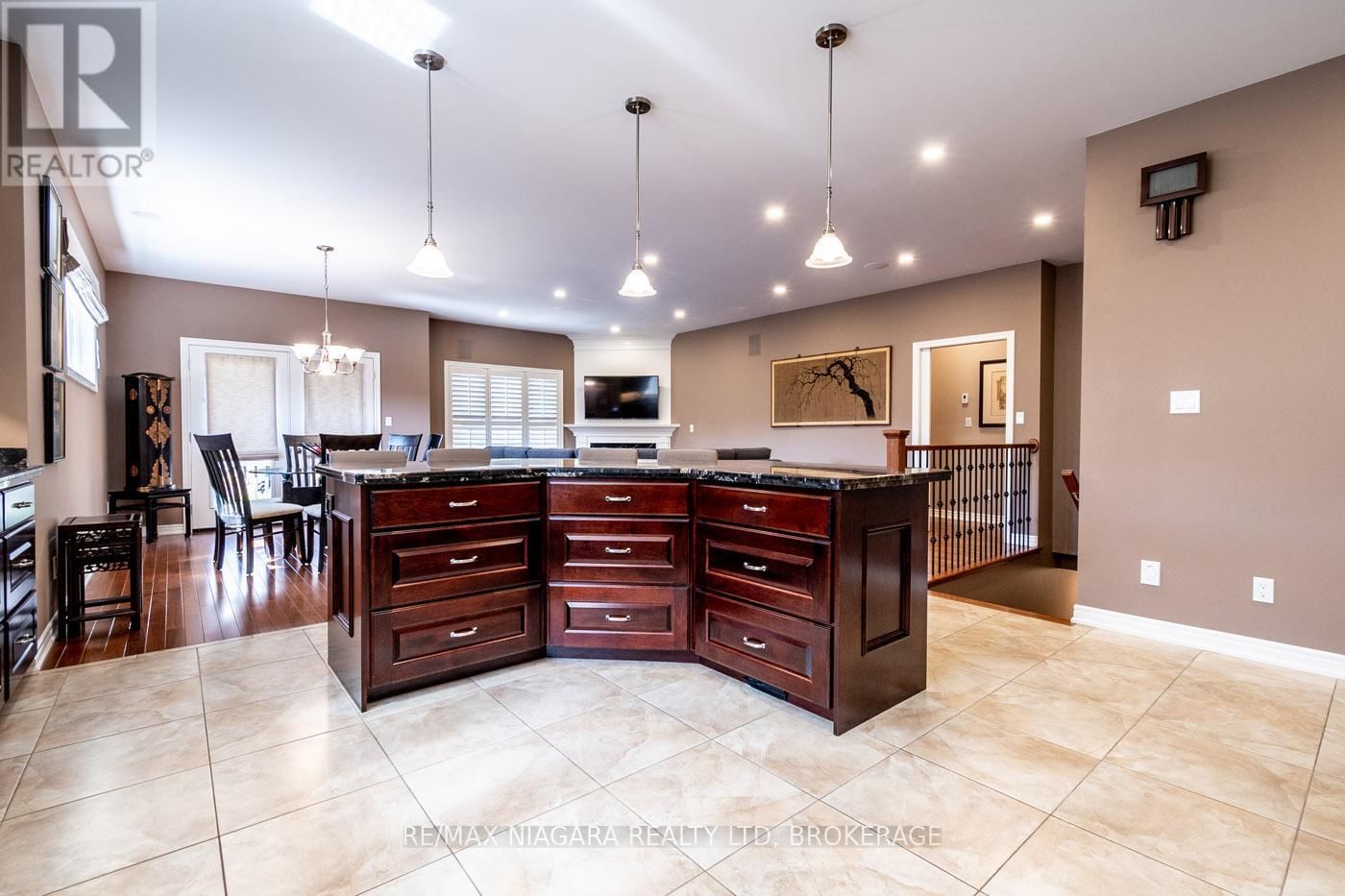 23 GORING WAY Image 7