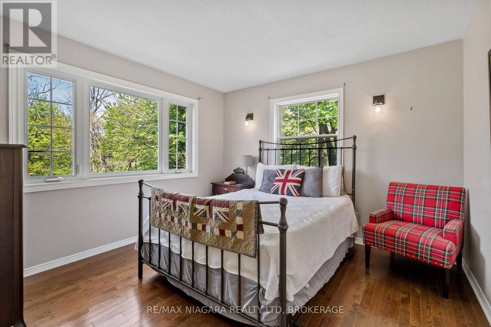 514 KING STREET Image 15