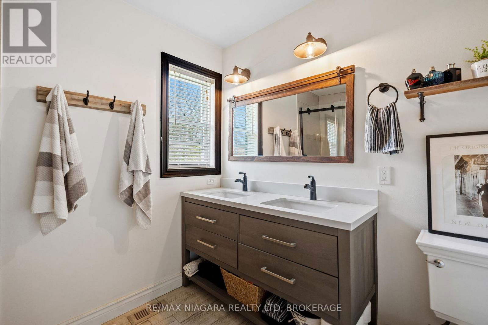 514 KING STREET Image 16