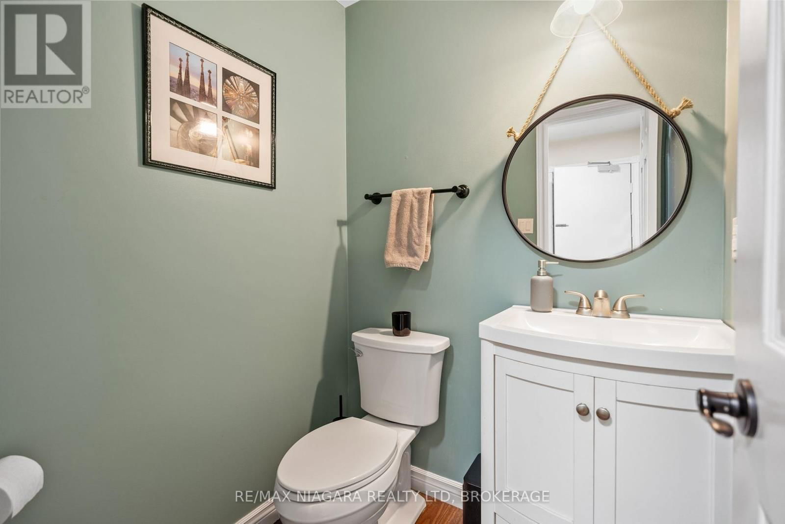 514 KING STREET Image 20