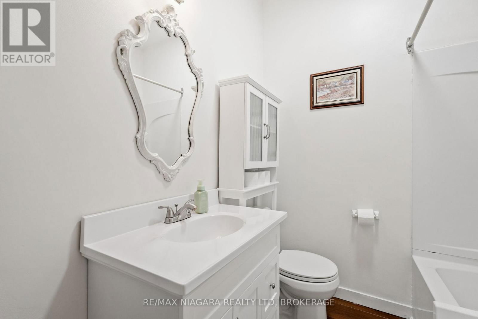 514 KING STREET Image 24