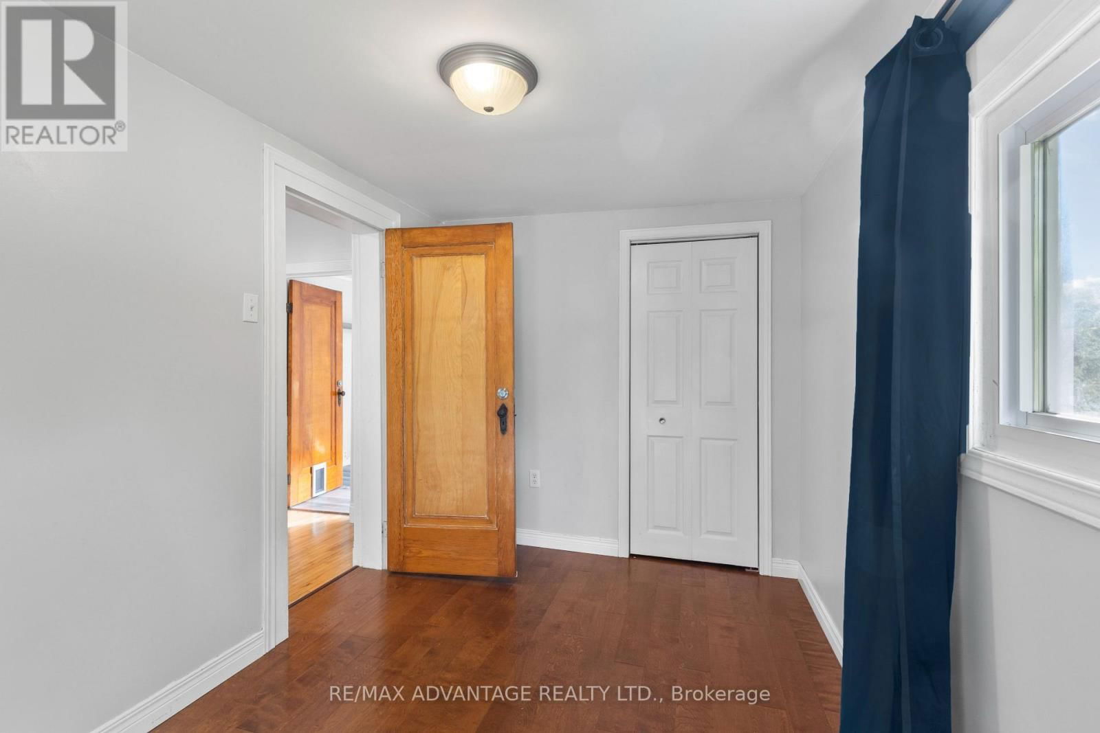 30 BROADWAY STREET Image 16