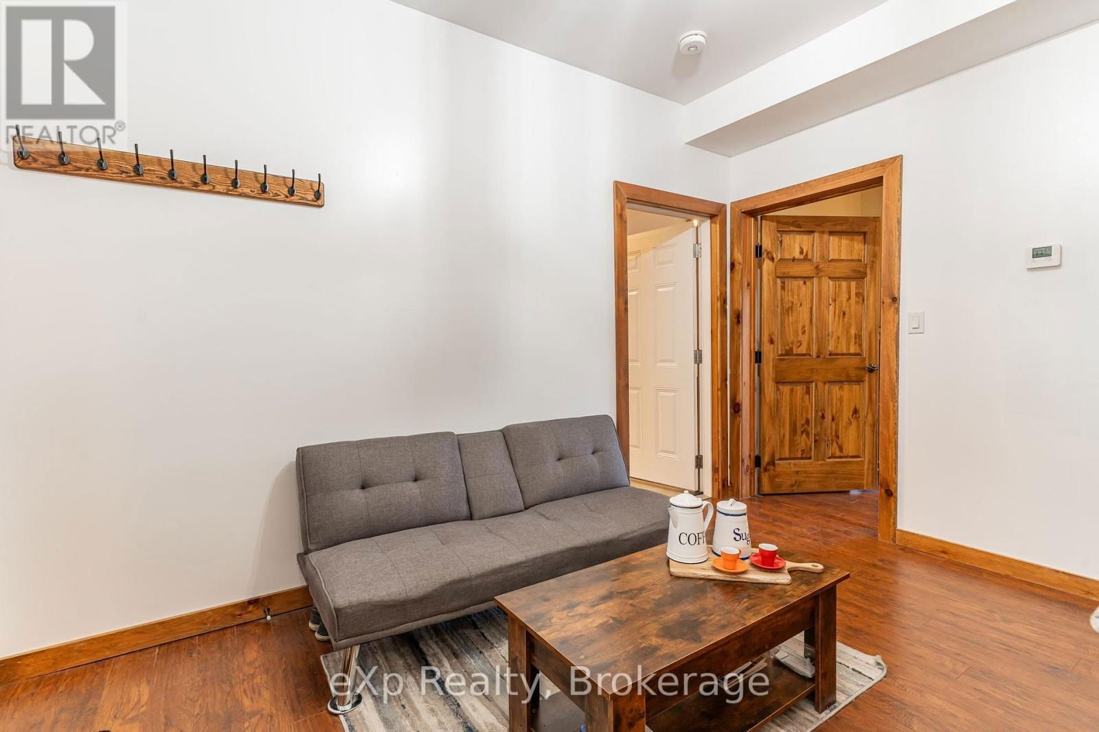 35 KEEFER STREET Image 28