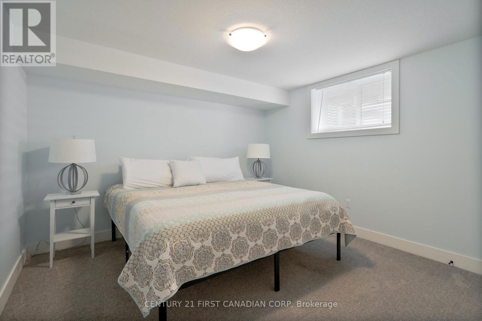 302 SONGBIRD LANE Image 28