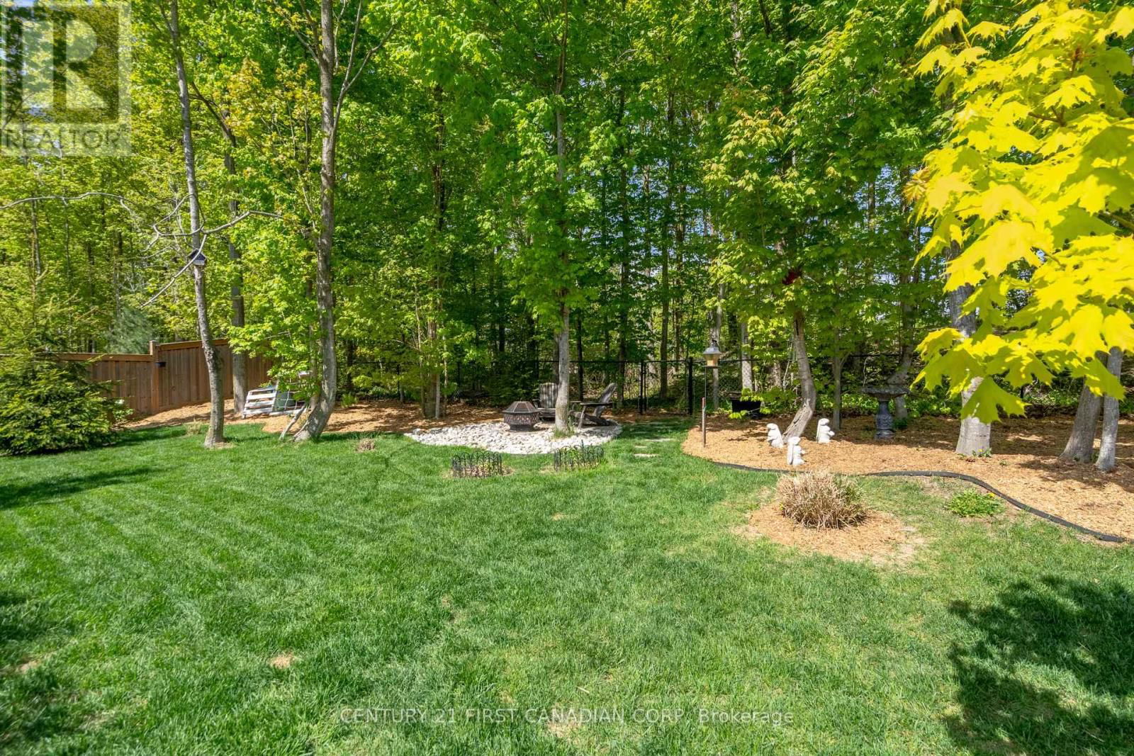 302 SONGBIRD LANE Image 35