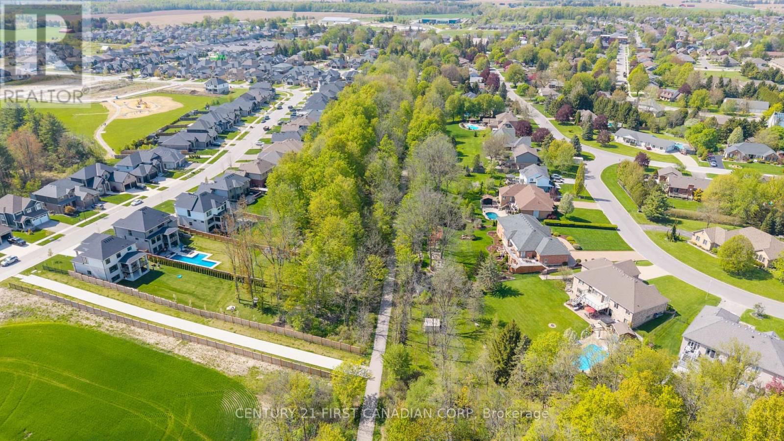302 SONGBIRD LANE Image 45