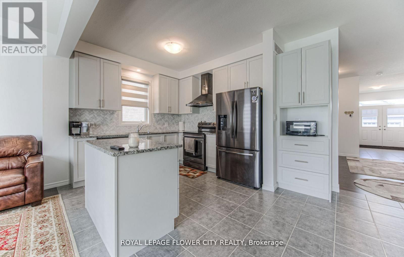 51 BEAUCHAMP DRIVE Image 18