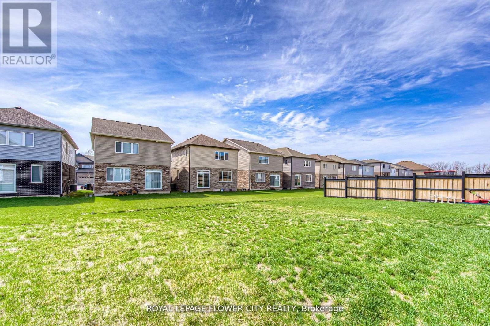 51 BEAUCHAMP DRIVE Image 36
