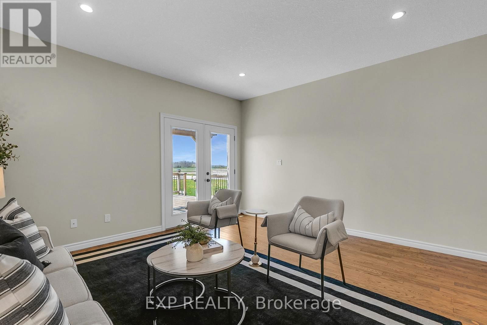 132 KROTZ STREET Image 11