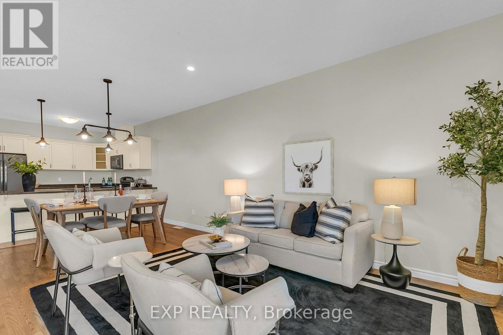132 KROTZ STREET Image 12