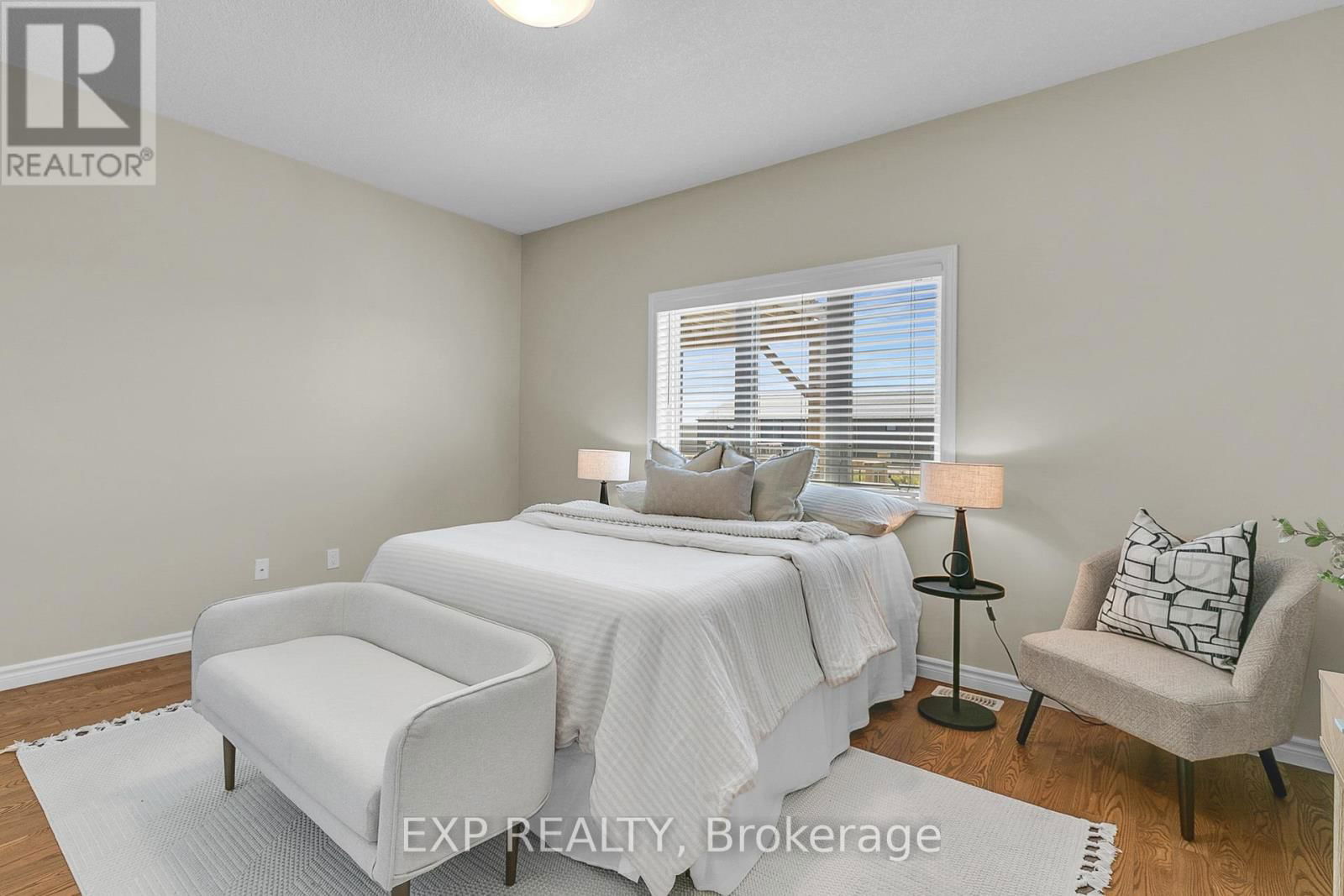 132 KROTZ STREET Image 17