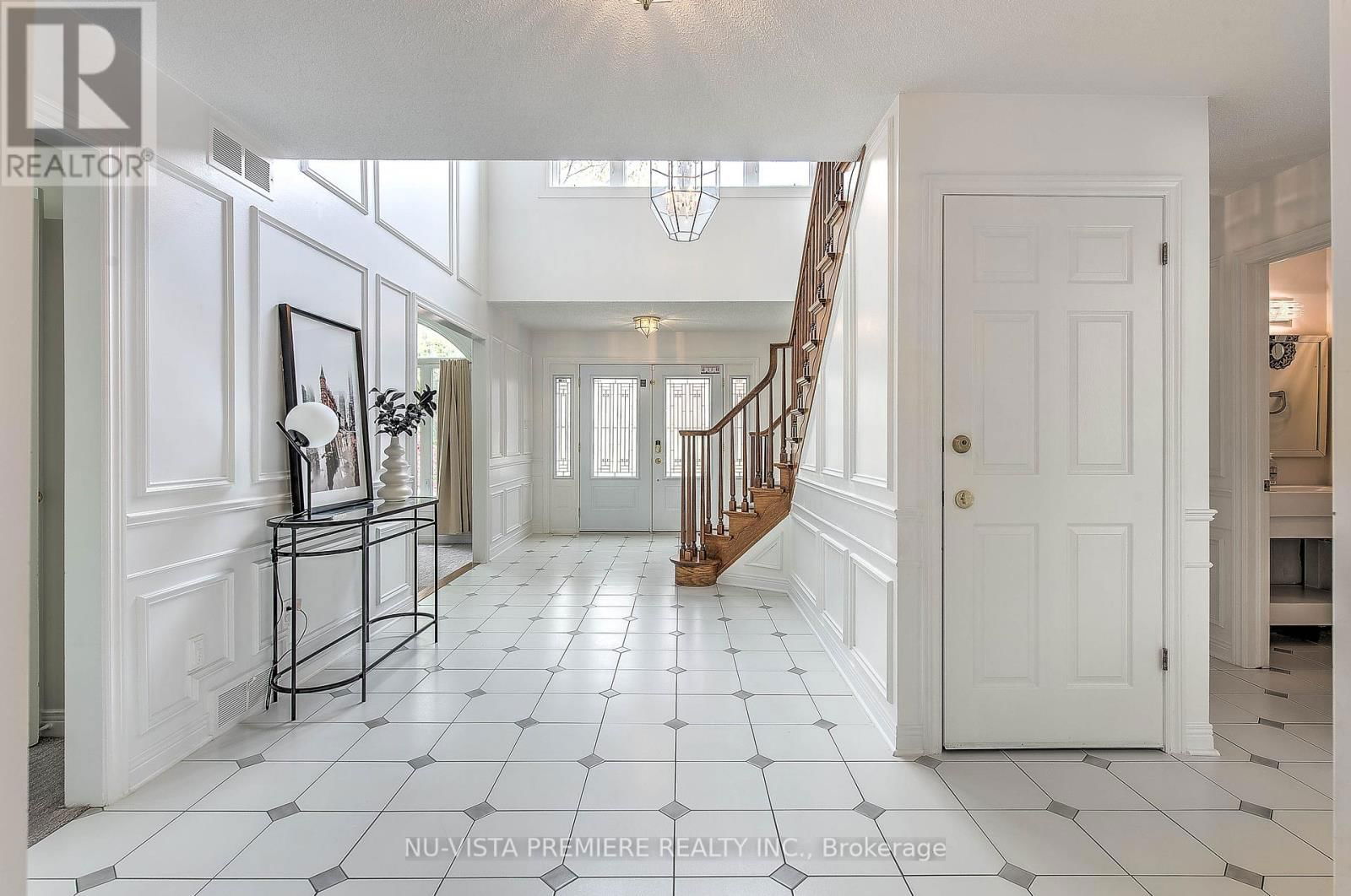 499 ROSECLIFFE TERRACE Image 10
