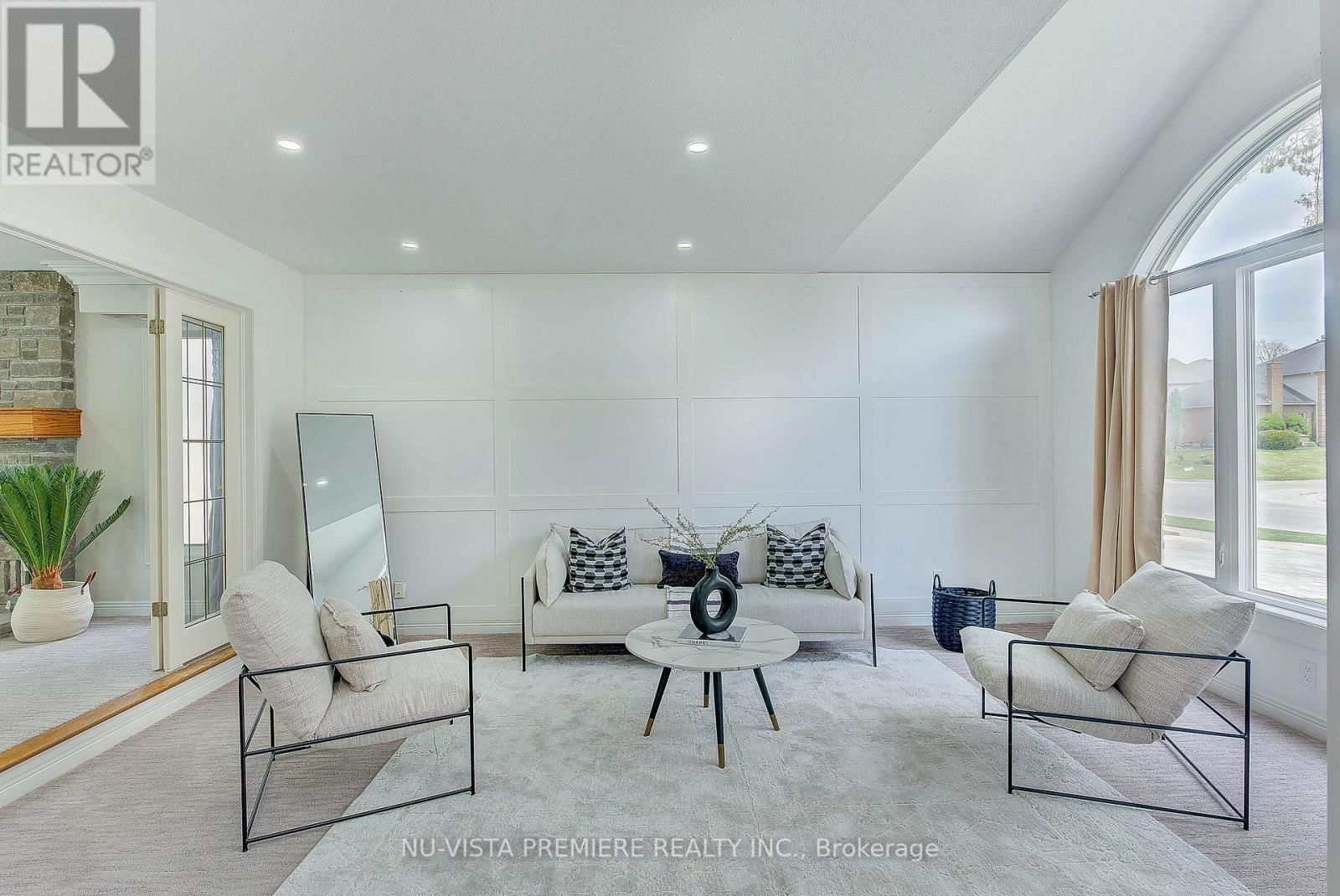 499 ROSECLIFFE TERRACE Image 11