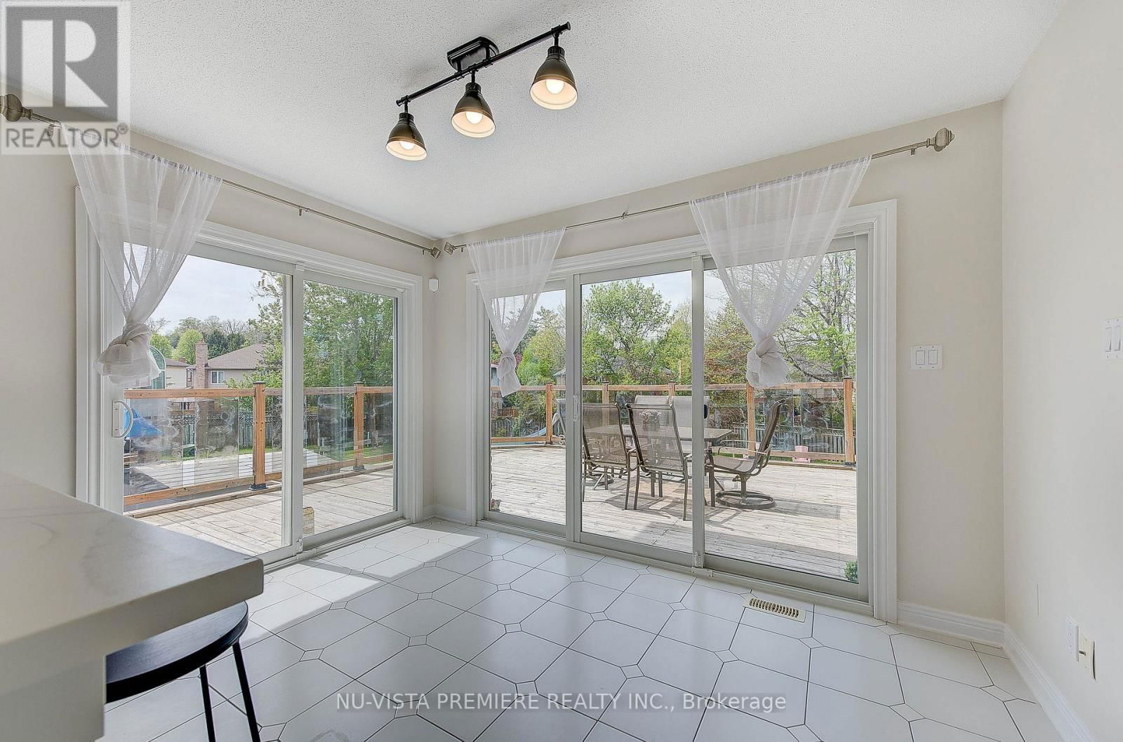 499 ROSECLIFFE TERRACE Image 17