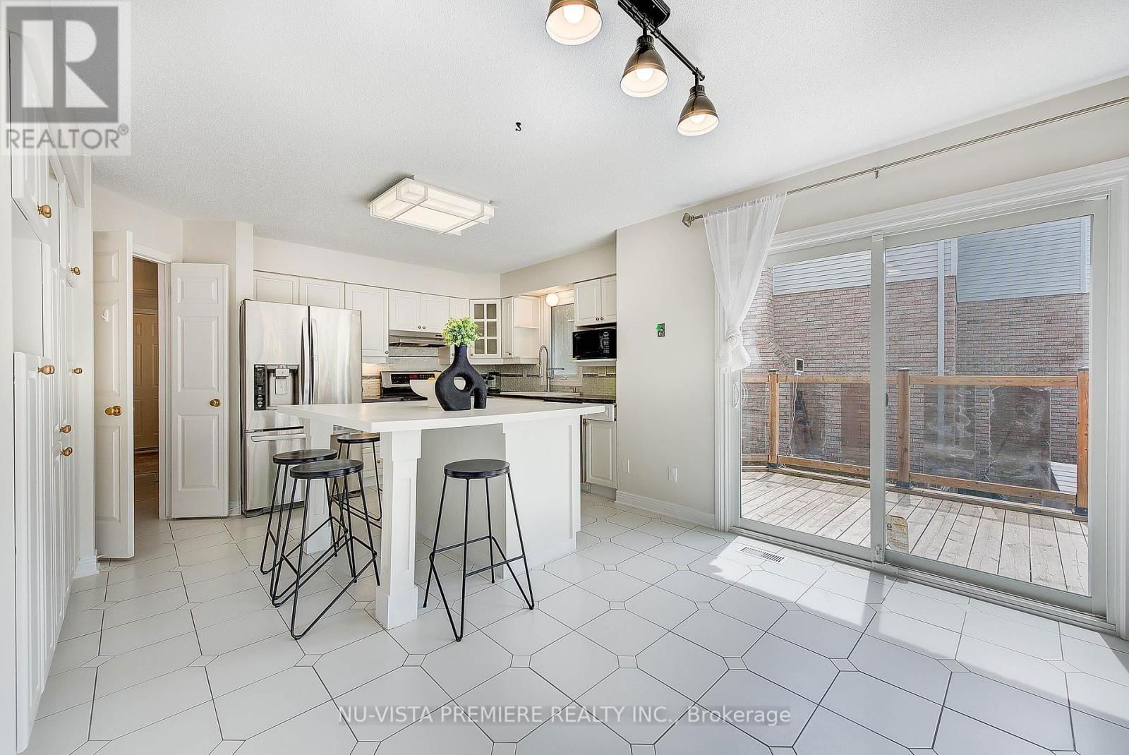 499 ROSECLIFFE TERRACE Image 18