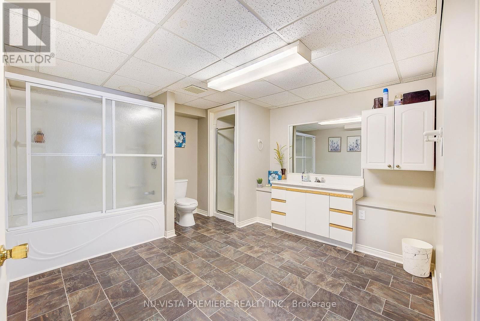 499 ROSECLIFFE TERRACE Image 41