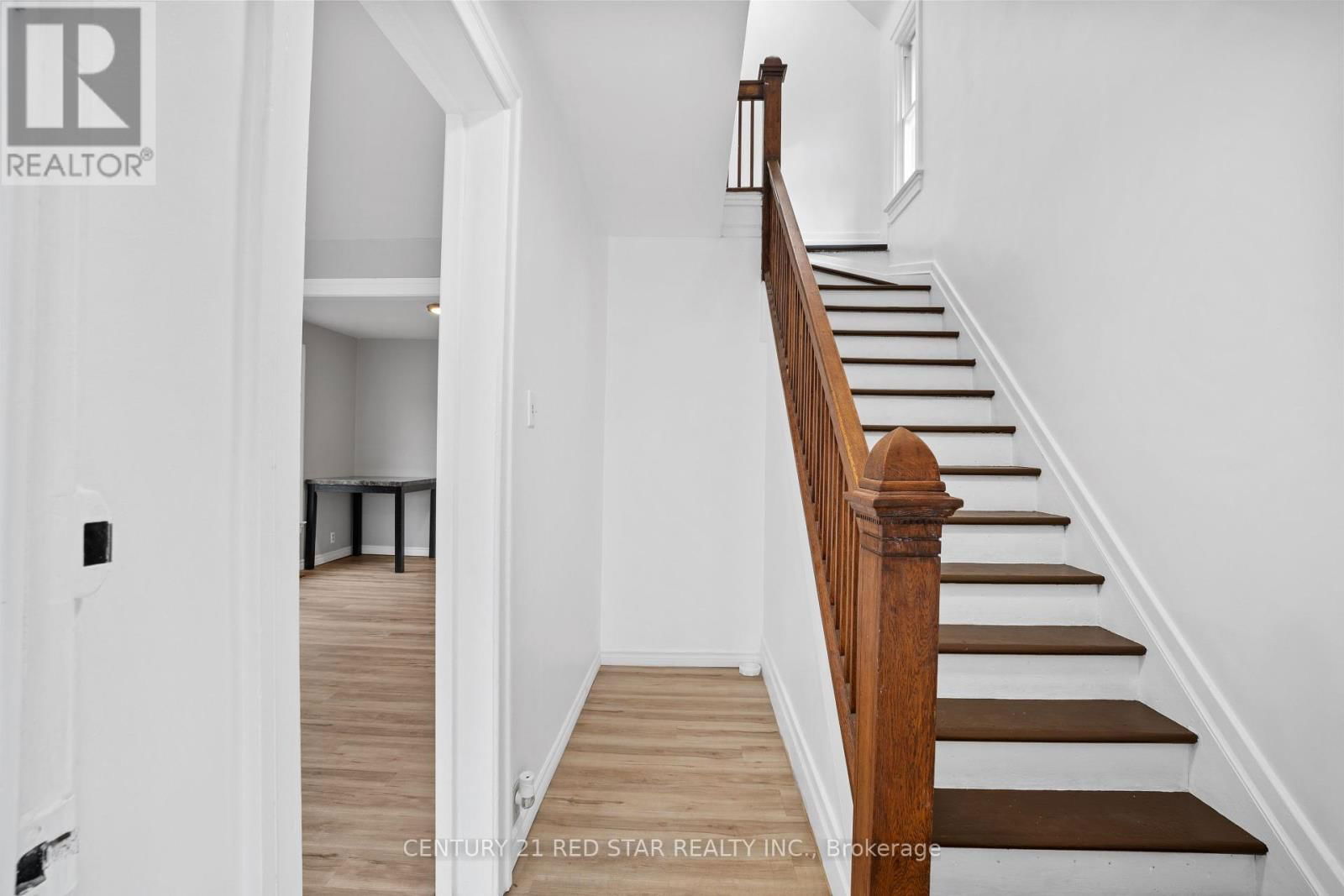 5082 ST. LAWRENCE AVENUE Image 3