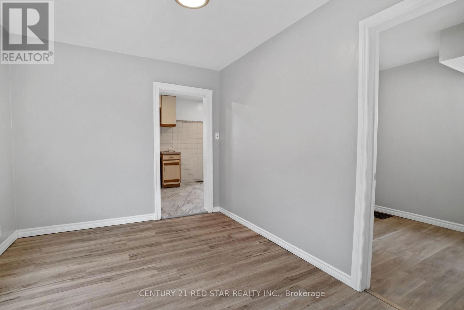 5082 ST. LAWRENCE AVENUE Image 5
