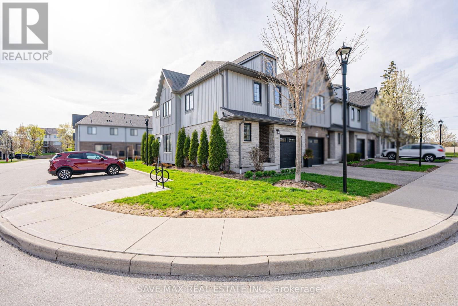 6 - 625 BLACKBRIDGE ROAD Image 8