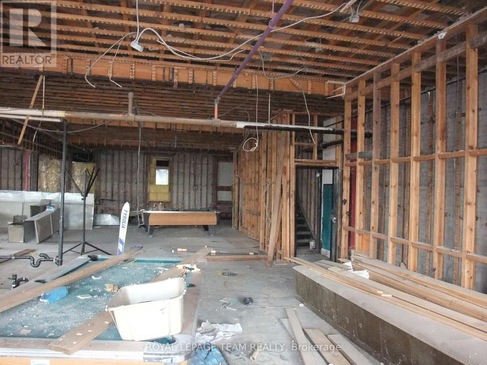 278 RAGLAN STREET SOUTH Image 20