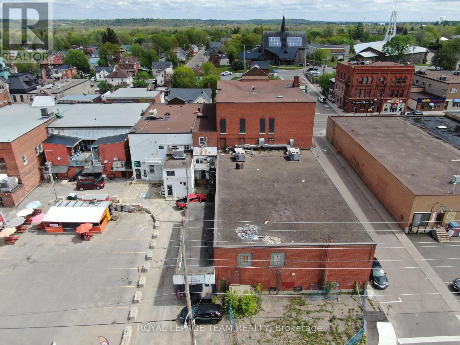 278 RAGLAN STREET SOUTH Image 5