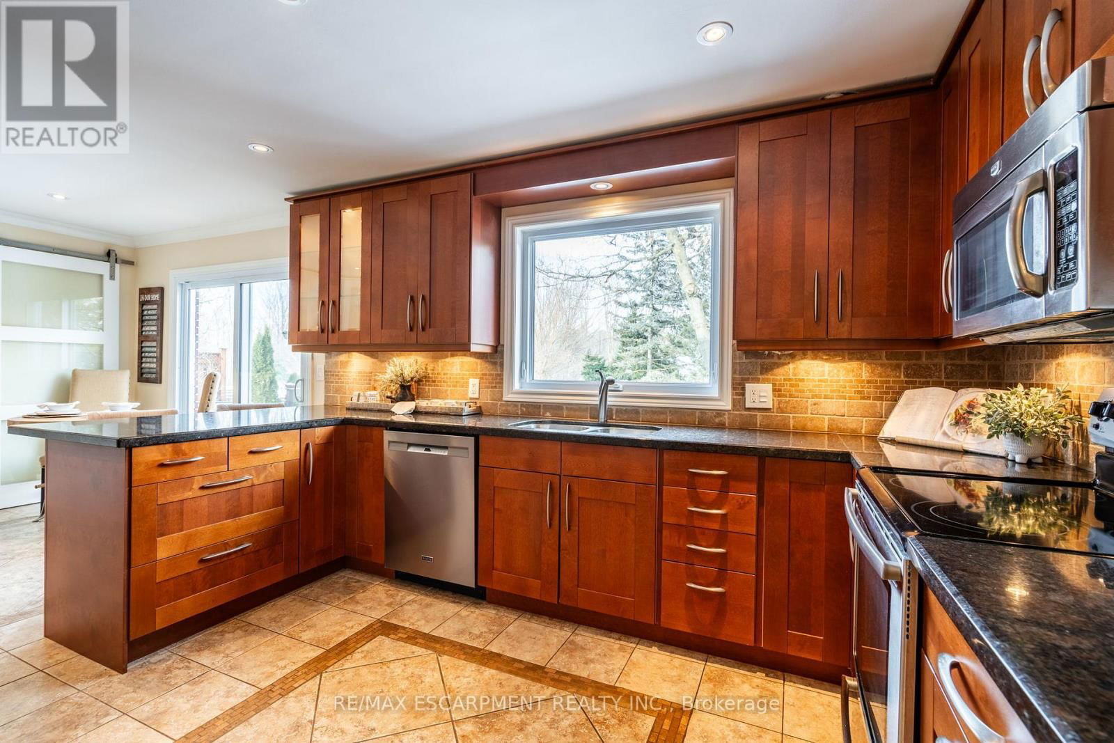 13 WILDAN DRIVE Image 12