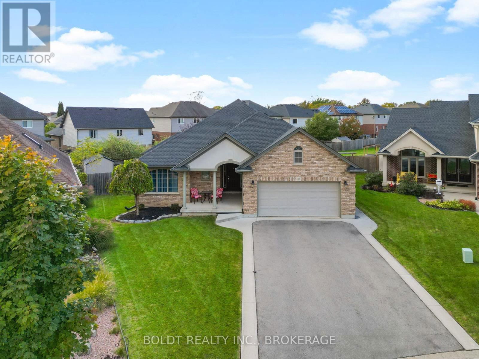 39 BELLEVUE COURT Image 1