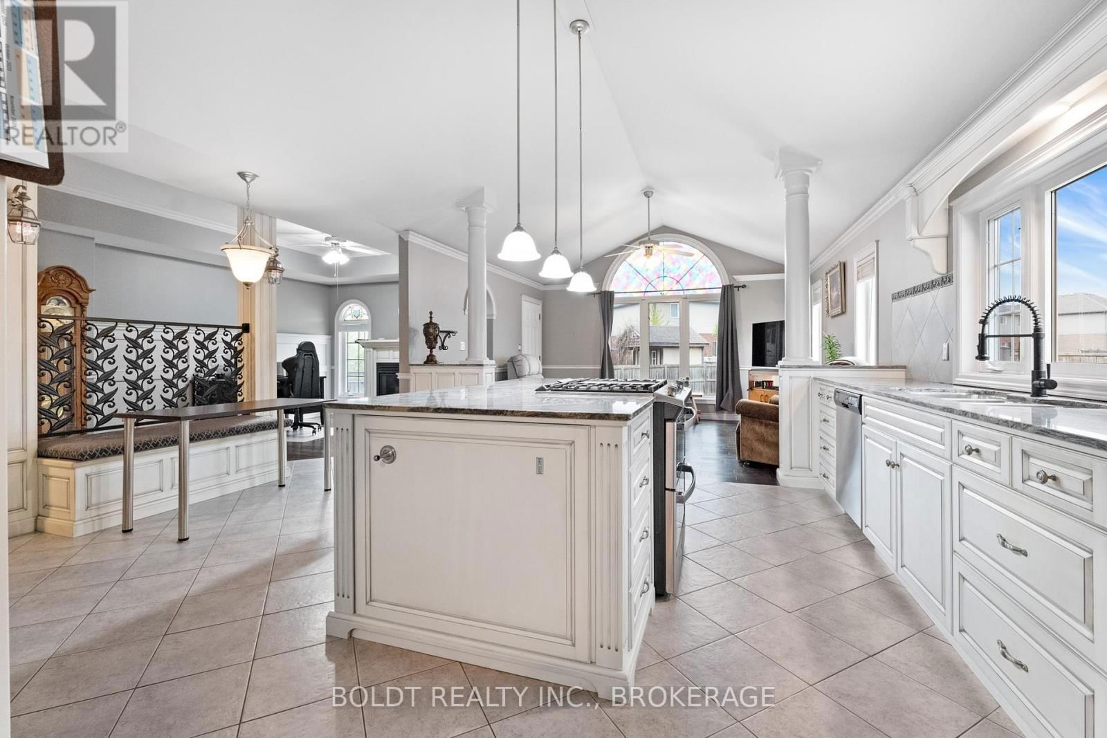 39 BELLEVUE COURT Image 10