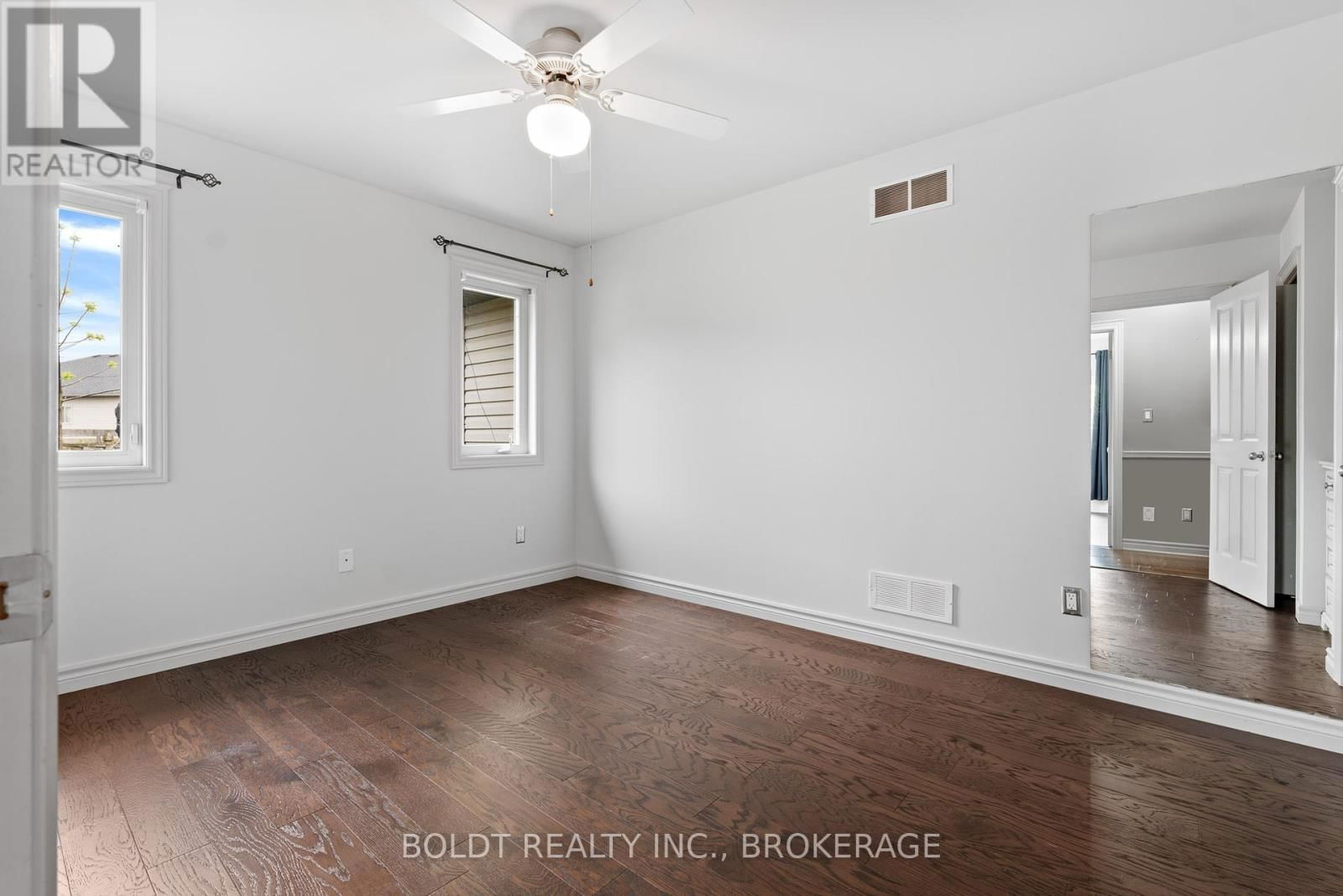 39 BELLEVUE COURT Image 19
