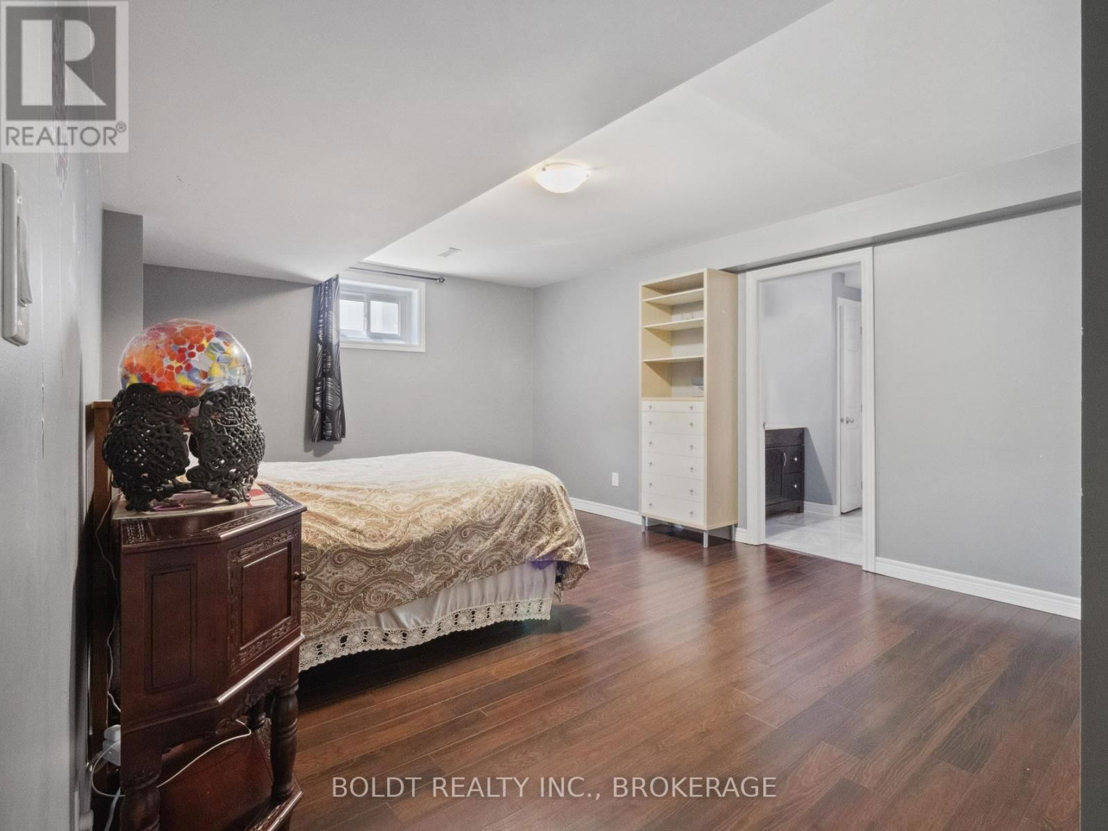 39 BELLEVUE COURT Image 26